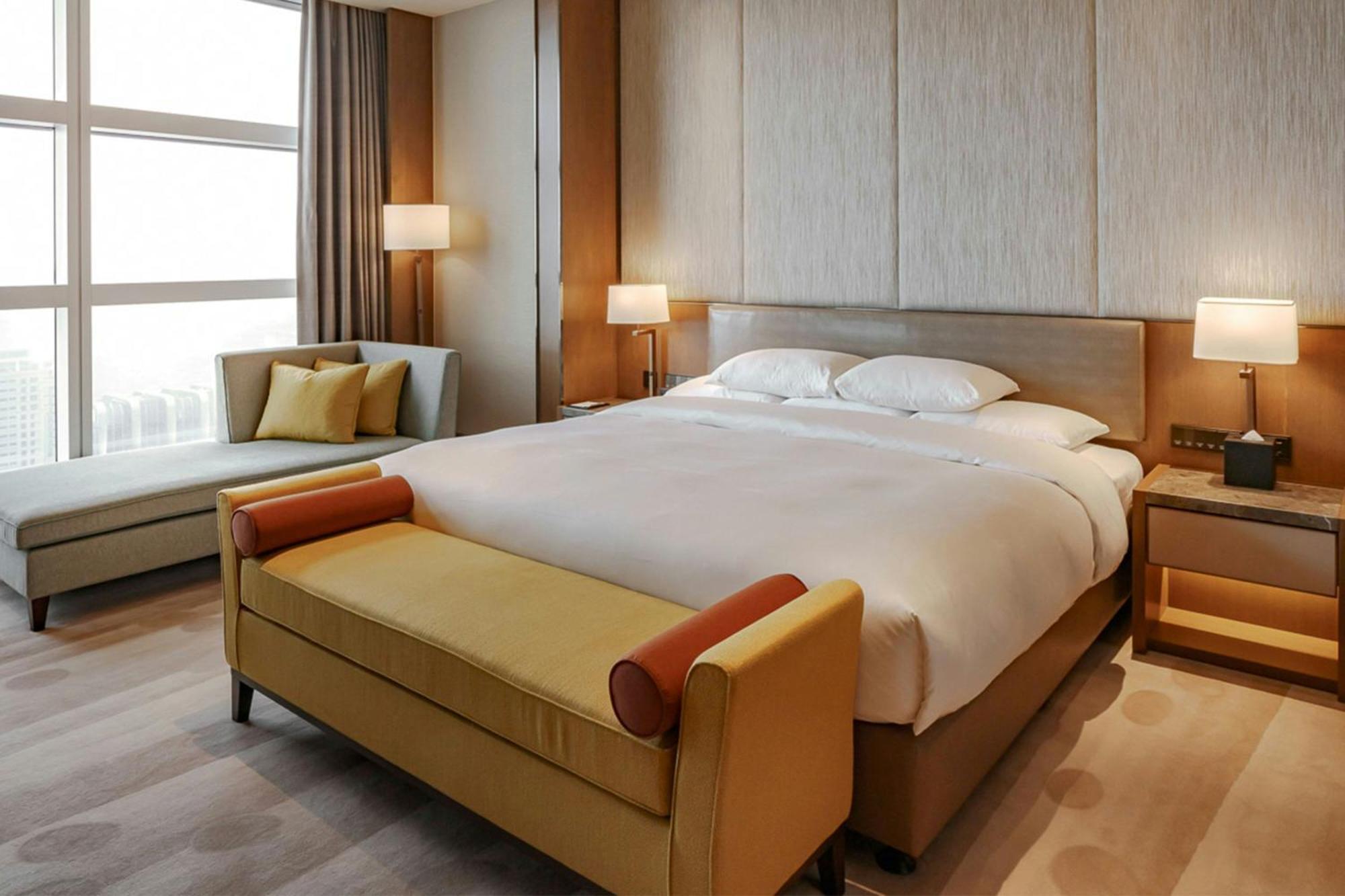 Courtyard By Marriott Taipei Hotel Exterior photo A bedroom at the hotel