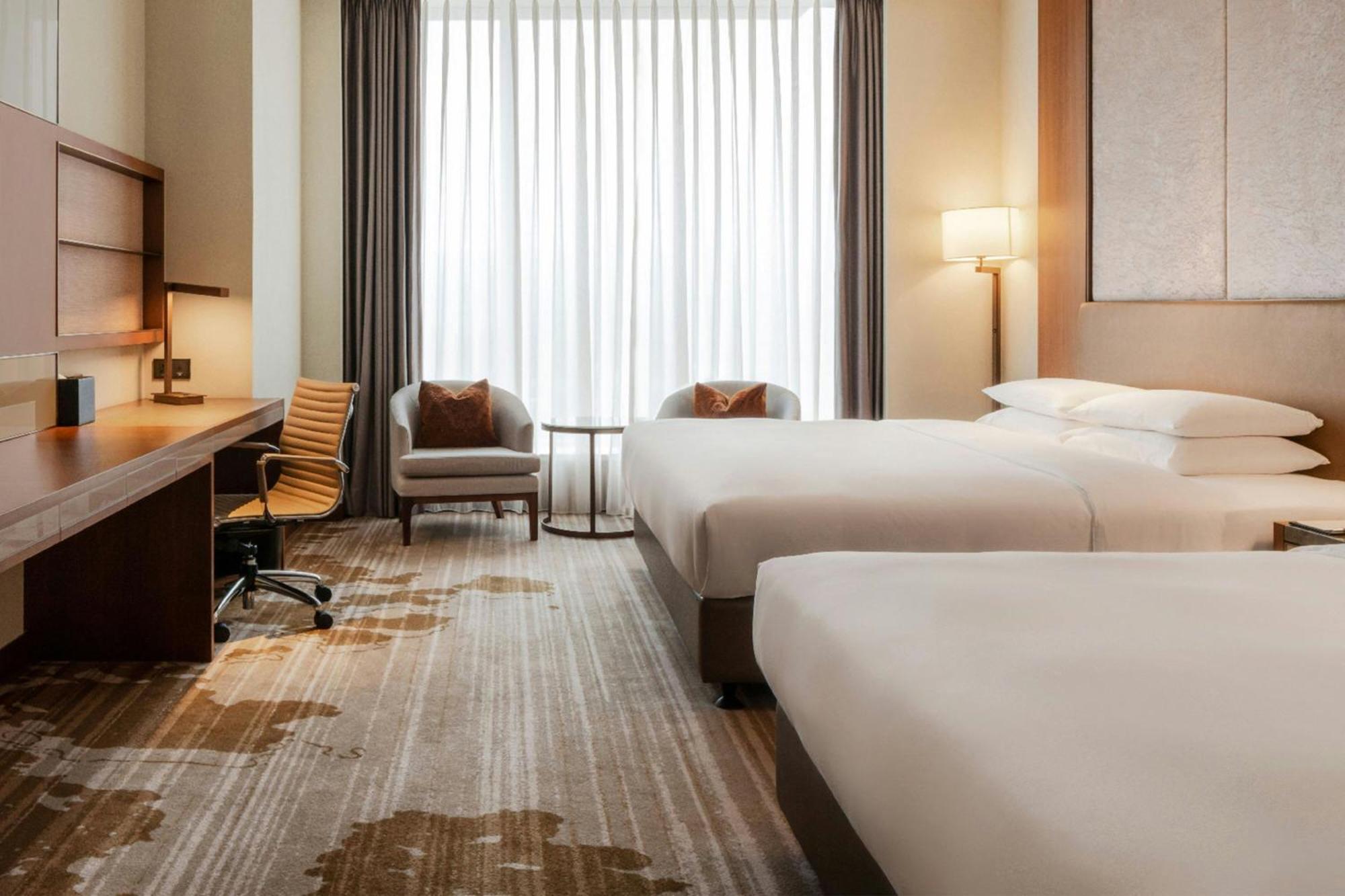 Courtyard By Marriott Taipei Hotel Exterior photo Deluxe Room