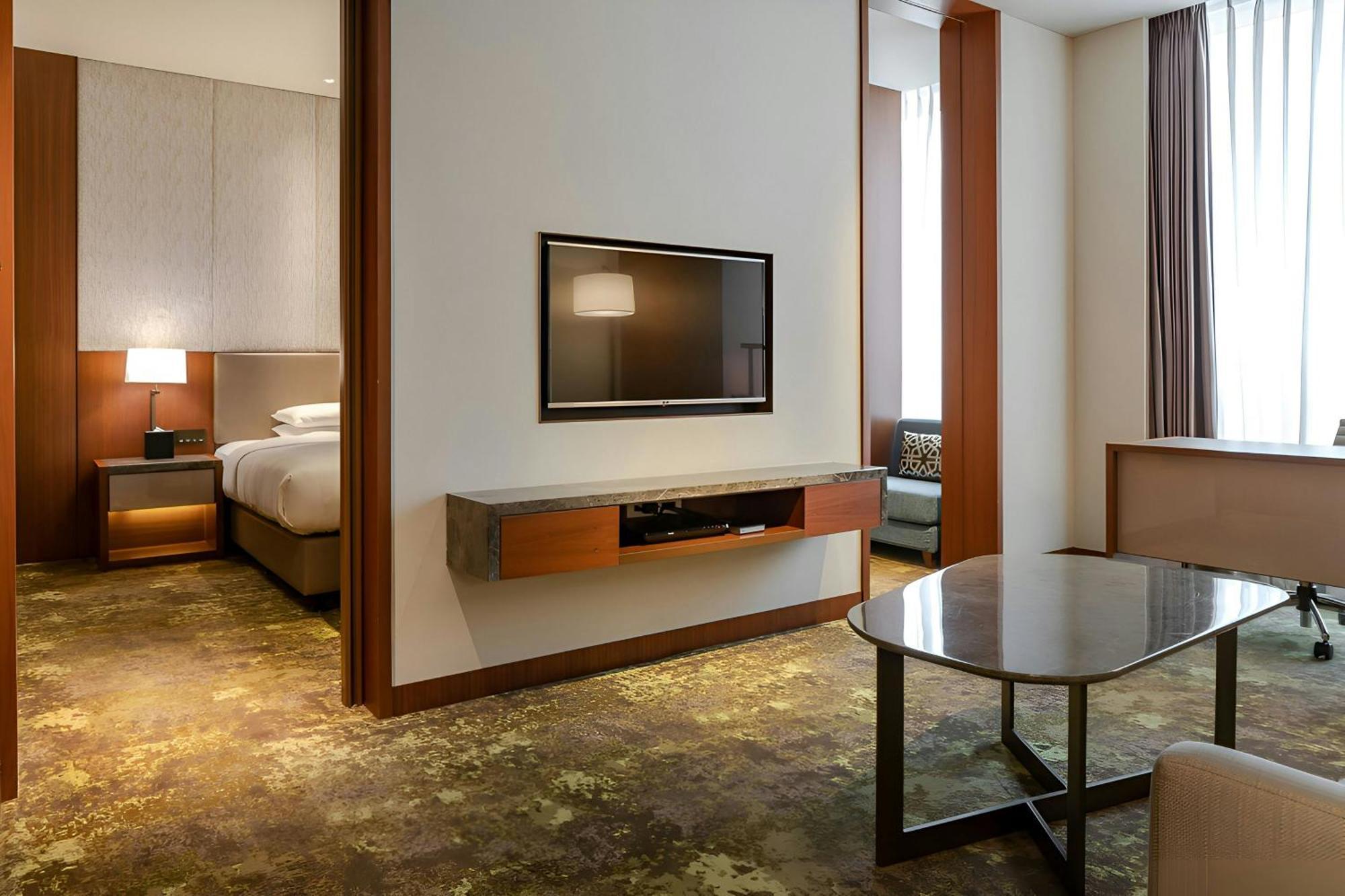 Courtyard By Marriott Taipei Hotel Exterior photo