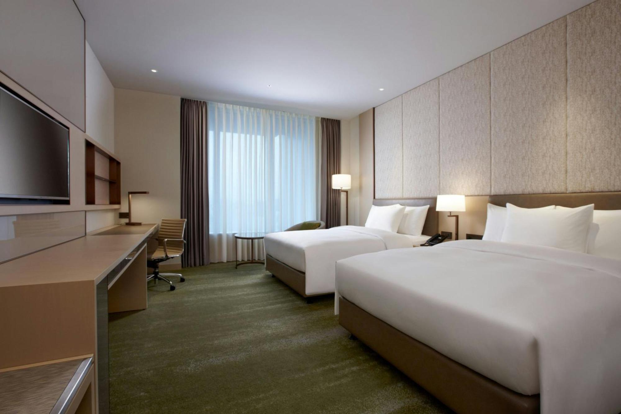Courtyard By Marriott Taipei Hotel Exterior photo Deluxe Room